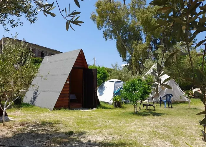 Garden Campo de lujo Ksamil