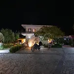 Glamping Garden