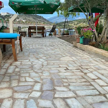 Luxury tent Garden Ksamil