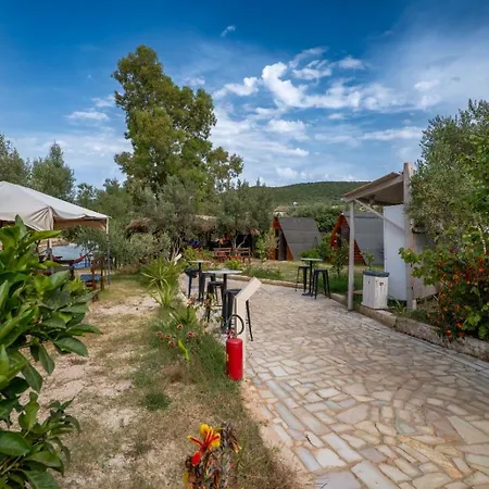Garden Luxury tent Ksamil