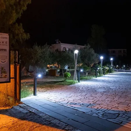 Luxury tent Garden Ksamil