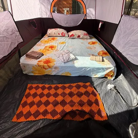 Garden Luxury tent Ksamil